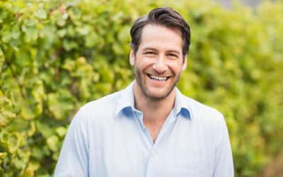 How Long Does Teeth Whitening Last? Tips to Maintain Brightness with Habits That Truly Work